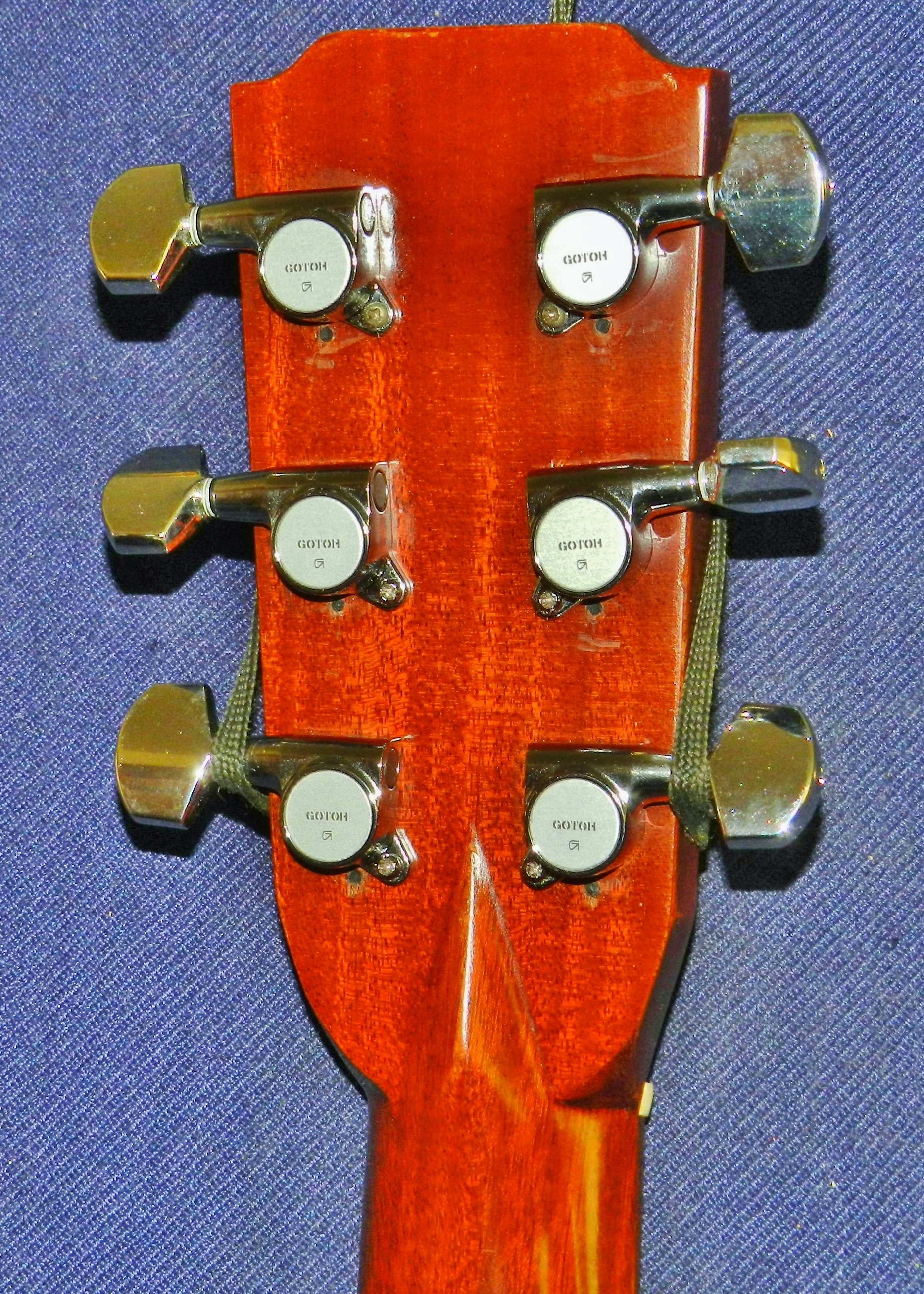 alvarez guitar serial number lookup